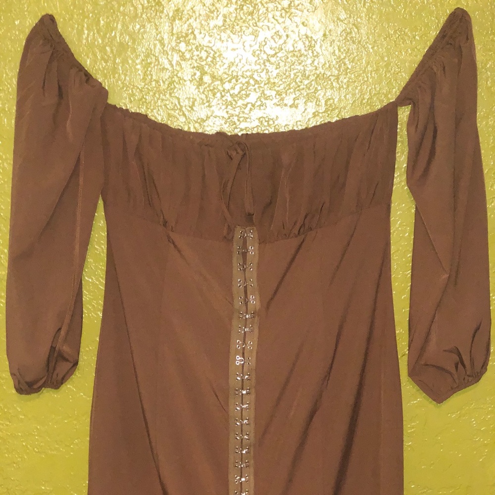Brown dress